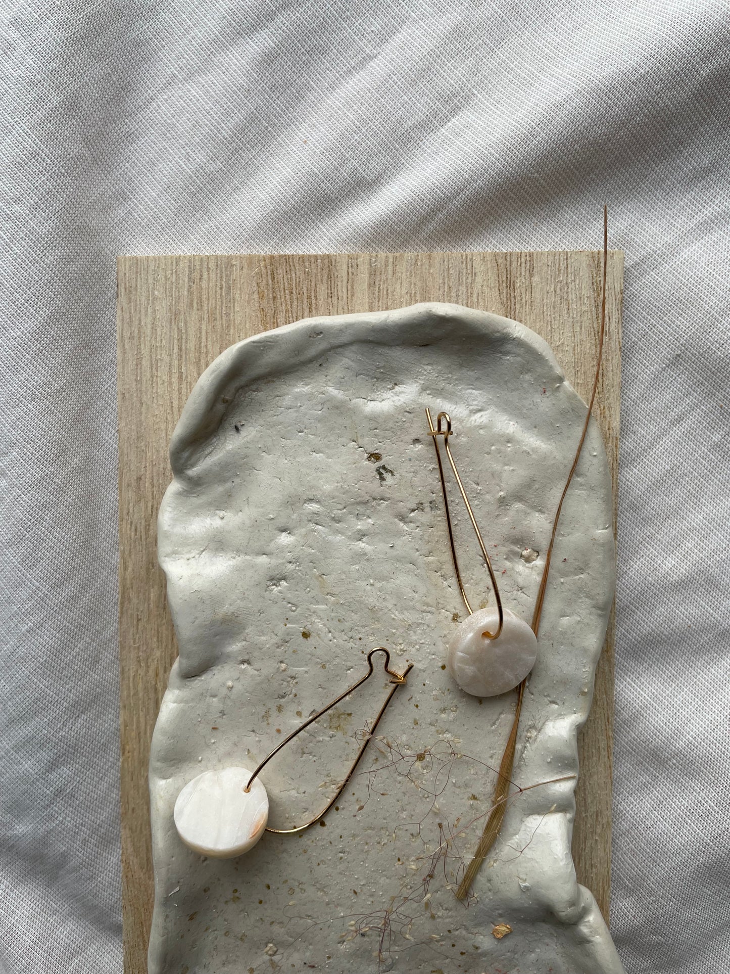 Amelie ~ Grained Necklace Tray